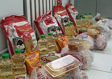 موکب‌های اربعین ایلام به یاری آسیب‌دیدگان از کرونا آمدند+فیلم