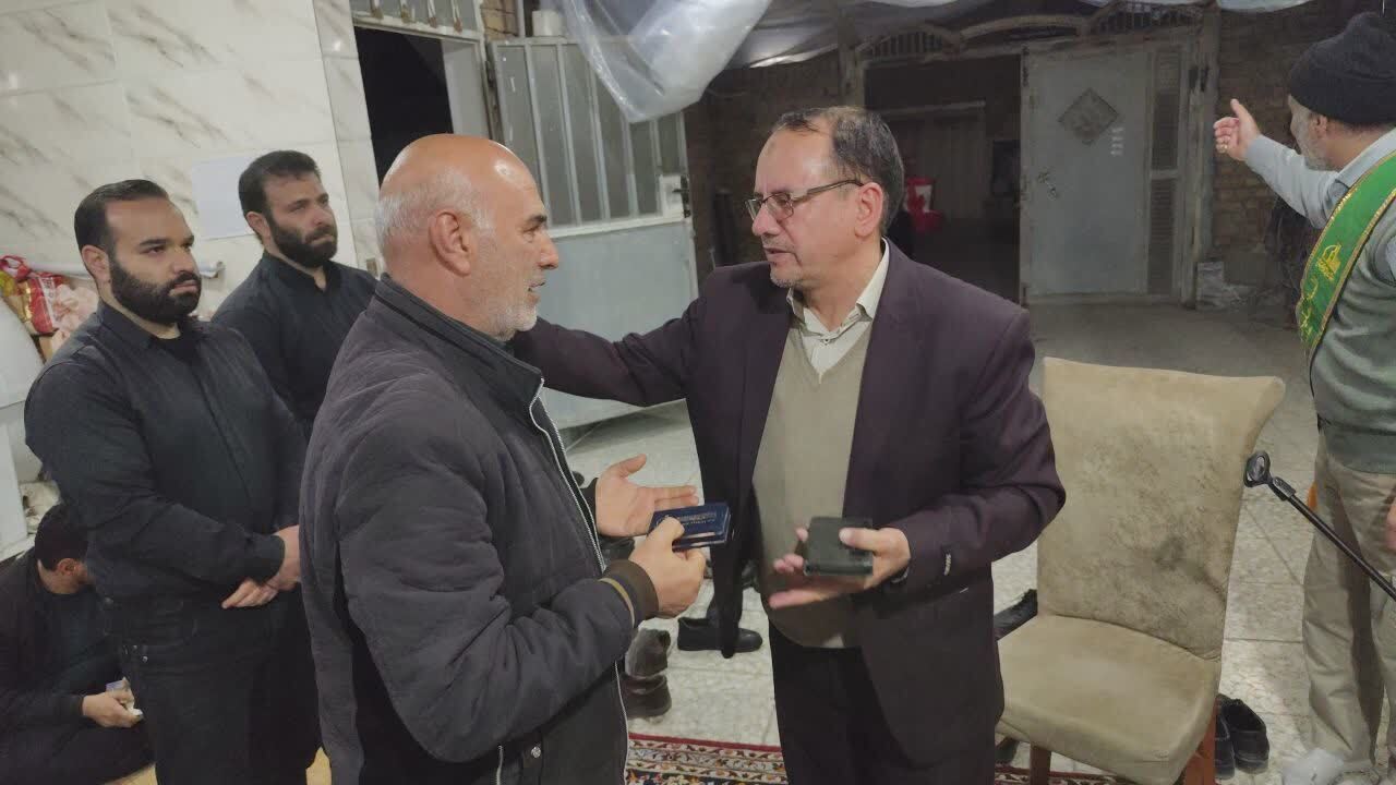 با حضور خادمان ابا عبدالله الحسین برگزار شد.