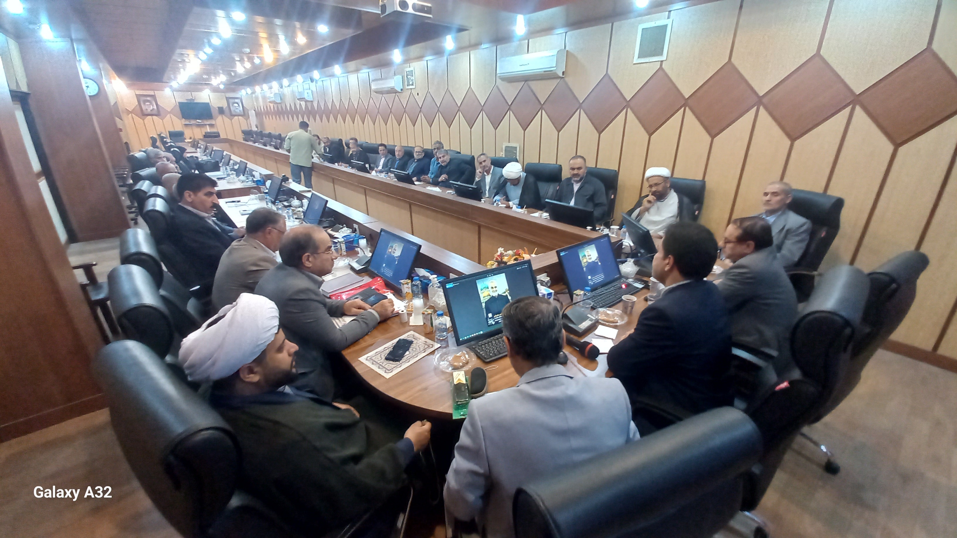 به گزارش روابط عمومی ستاد توسعه وبازسازی عتبات عالیات استان لرستان حجت‌الاسلام والمسلمین نجفی در گفت‌وگو با ایکنا مطرح شد خدمت در تشکیلات امام حسین(ع)؛ مشارکت در ادامه مسیر حق
