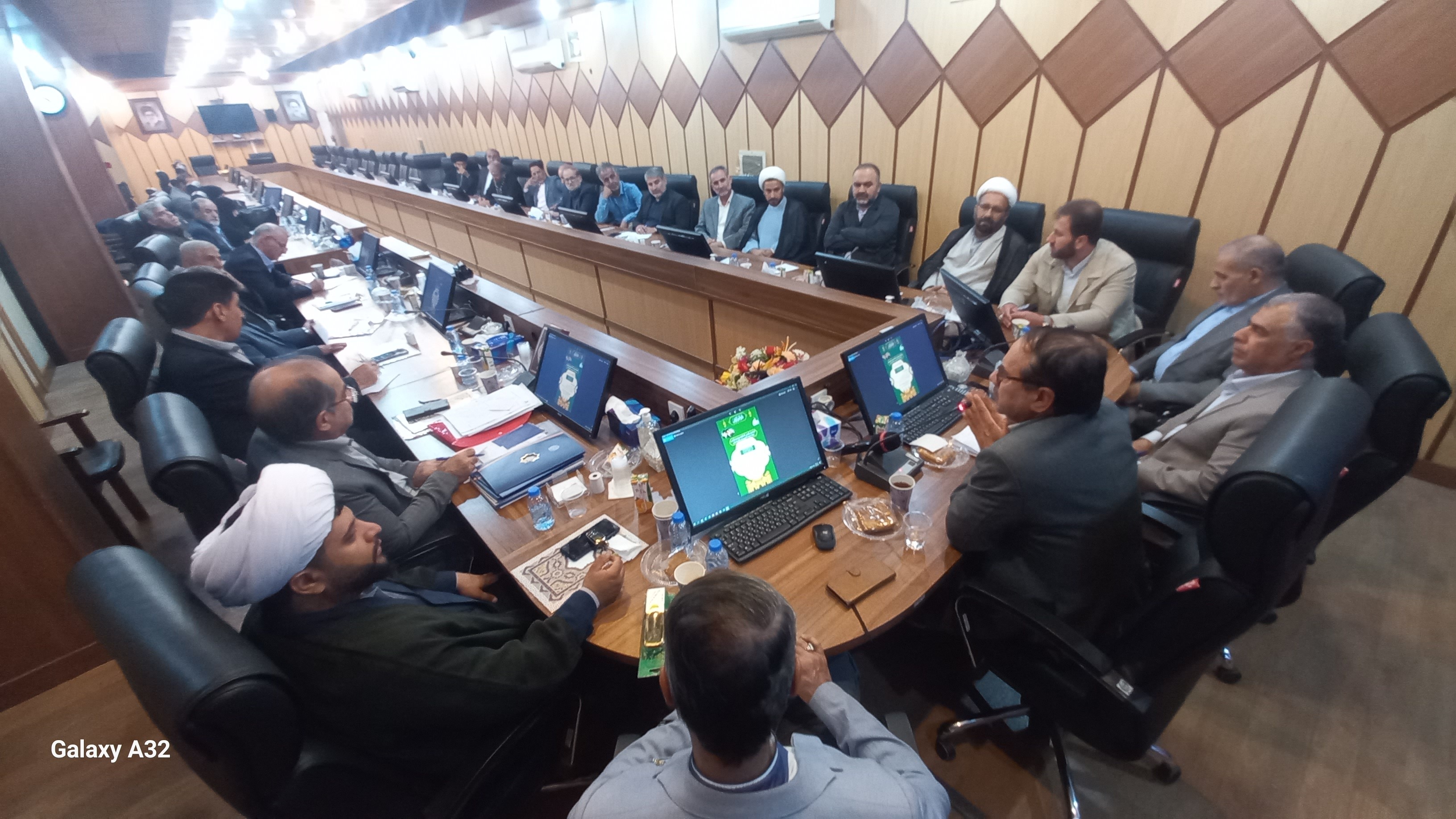 به گزارش روابط عمومی ستاد توسعه وبازسازی عتبات عالیات استان لرستان حجت‌الاسلام والمسلمین نجفی در گفت‌وگو با ایکنا مطرح شد خدمت در تشکیلات امام حسین(ع)؛ مشارکت در ادامه مسیر حق