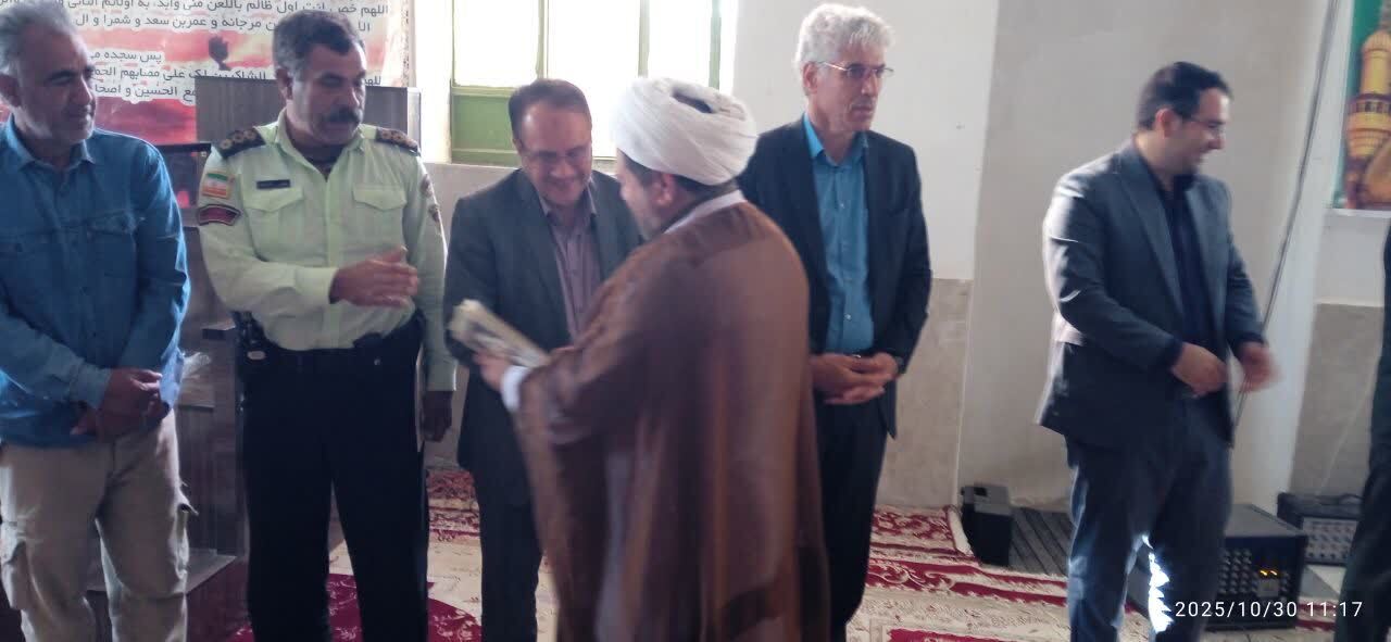 همایش تجلیل از خادمین موکب شهدای میانکوه شرقی