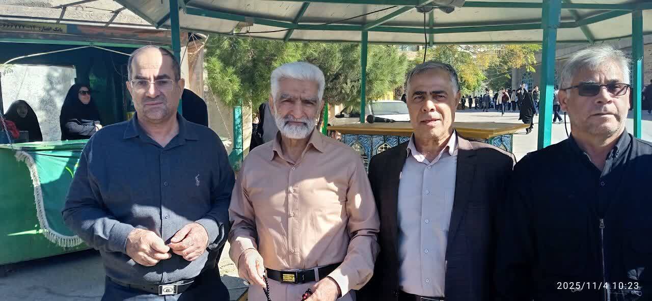 شرکت در راهپیمائی 13 آبان