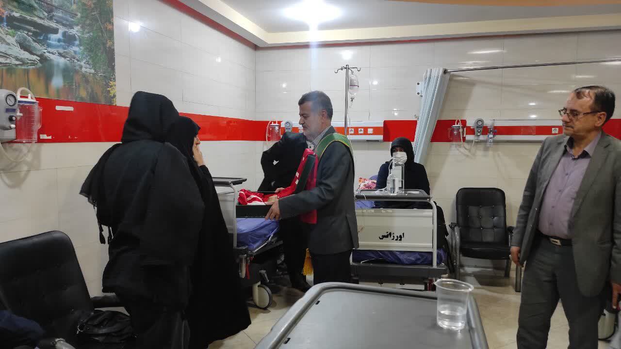 دیدار با کادر درمان بیمارستان شهید رحیمی دیدار با کادر درمان بیمارستان شهید رحیمی