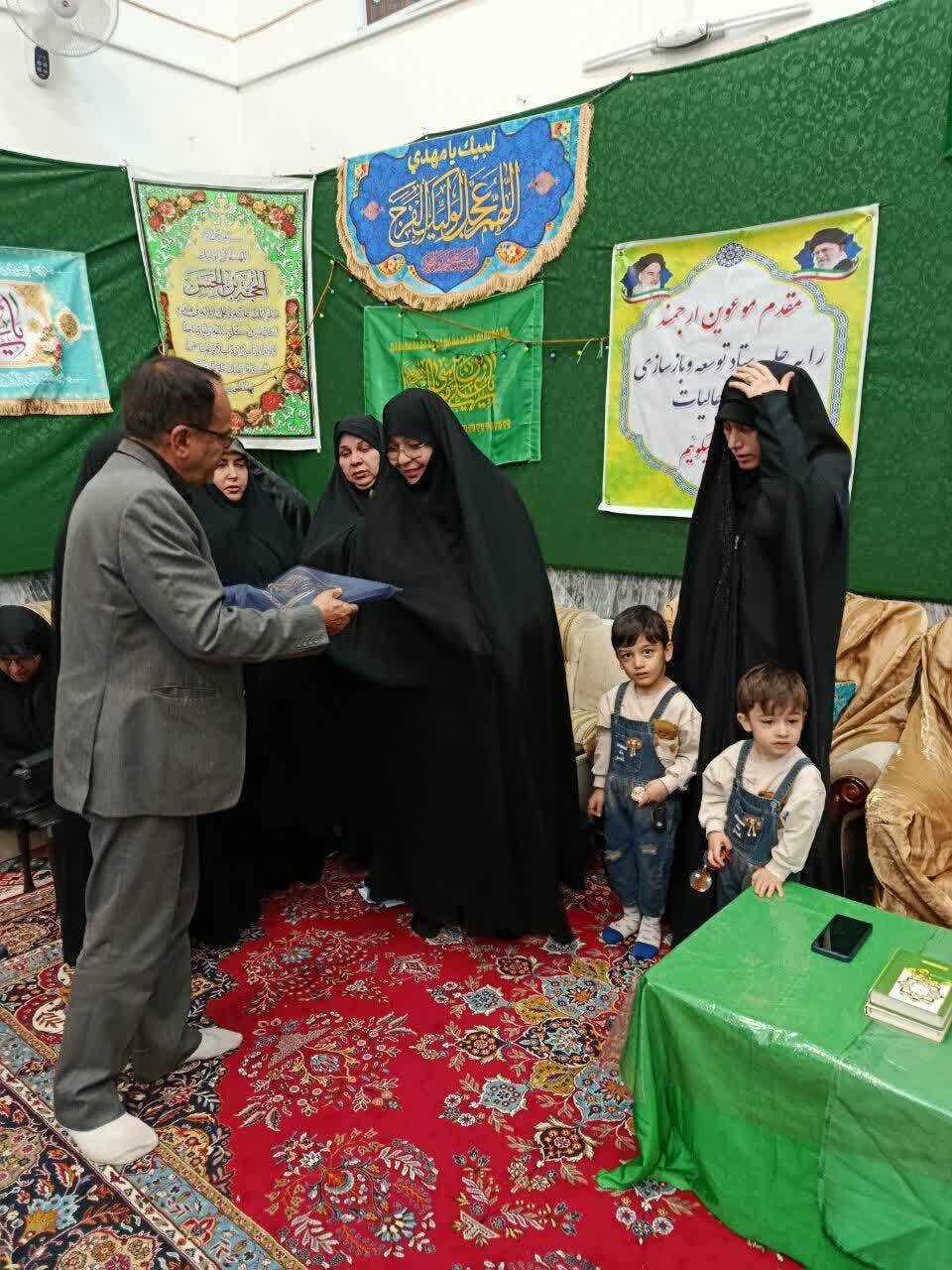 همایش تجلیل از بانوان مداح اهلبیت برگزار گردید. همایش تجلیل از بانوان مداح اهلبیت برگزار گردید.