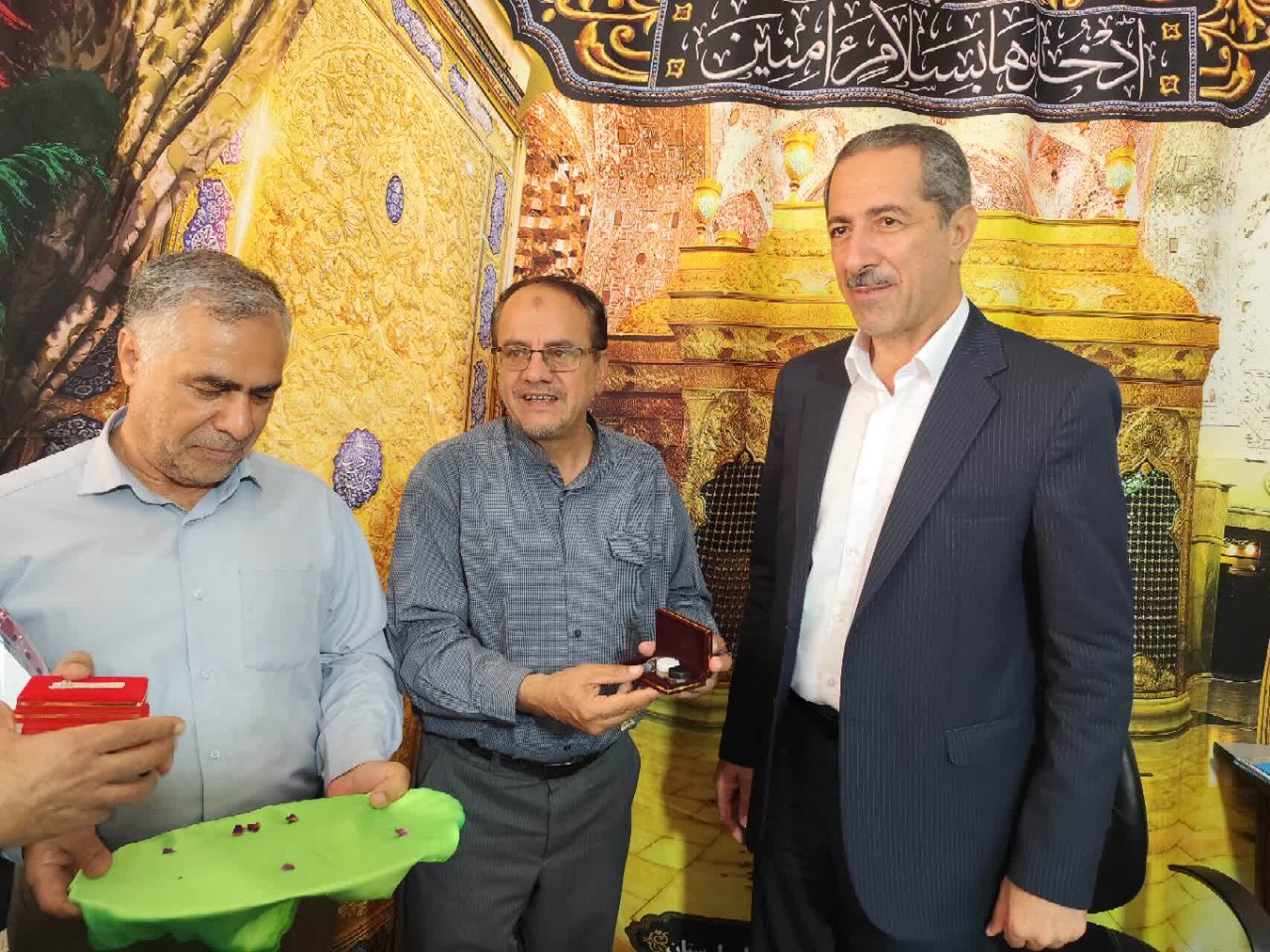 حضور نماینده مجلس شورای اسلامی در ستاد توسعه و بازسازی عتبات عالیات استان لرستان حضور نماینده مجلس شورای اسلامی در ستاد توسعه و بازسازی عتبات عالیات استان لرستان